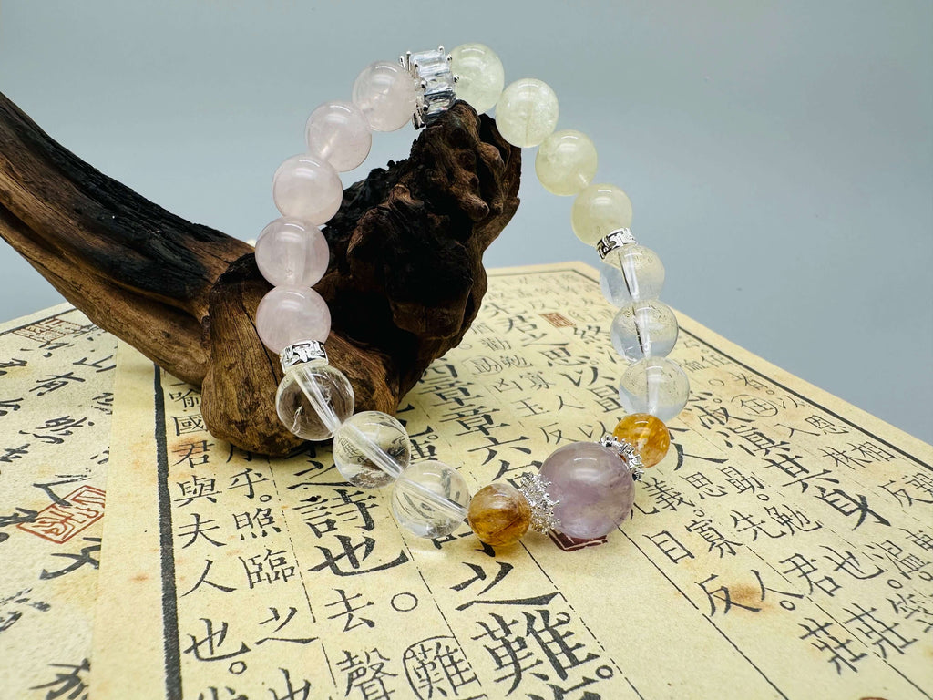 Armband „Harmonie & Fülle“ – Amethyst, weißer Quarz, Rosenquarz, gelber Quarz und Citrin