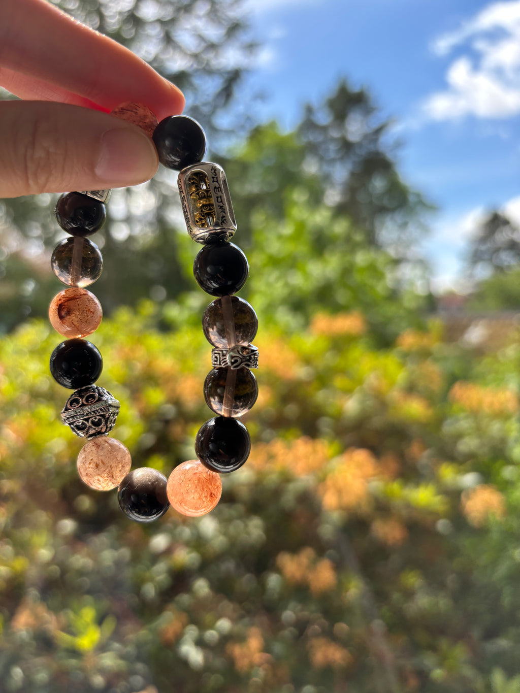 Funkelnder Silberobsidian & Gold-Super 7 Armband – Edle Energie & Eleganz