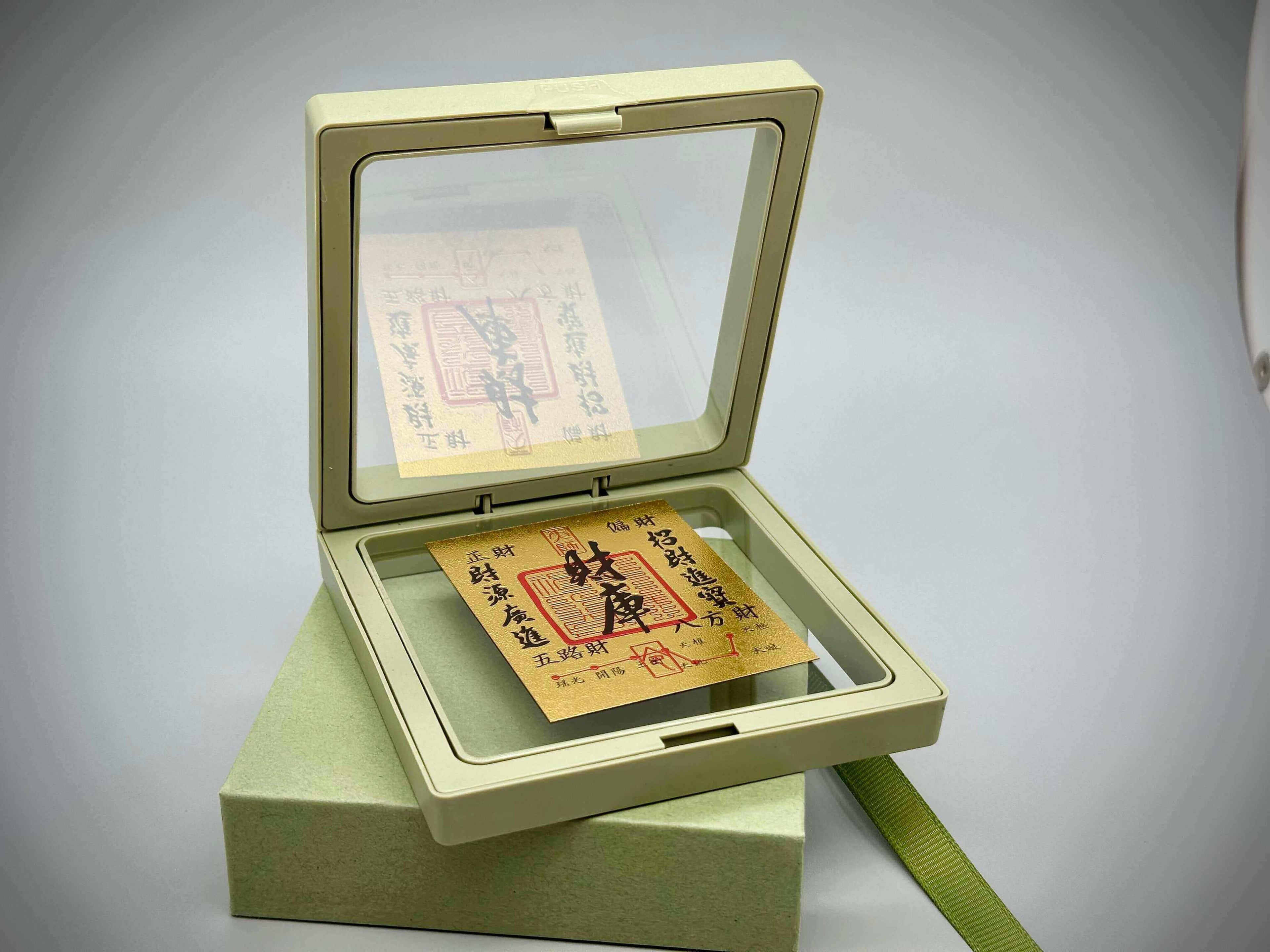 Amethyst Strawberry Crystal Pearl Bracelet